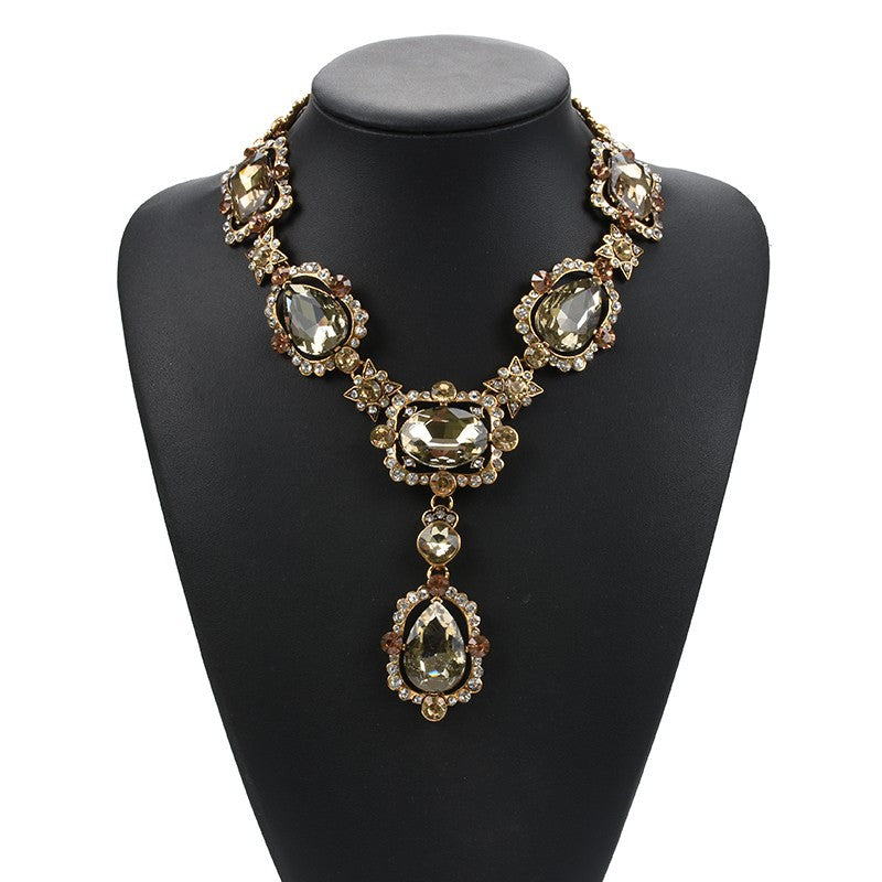 Exaggerated Jewelry Alloy Glass Crystal Clavicle Chain Temperamental Popular Inlaid Jewel Water Drop Necklace