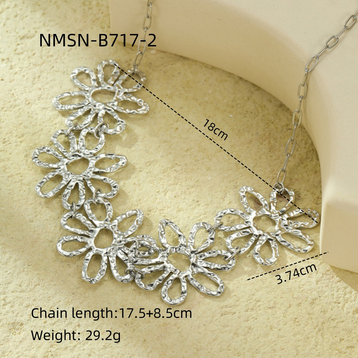 Retro Irregular Asymmetric Hollow Out Cutout out Pleated Floral Petals Necklace Light Luxury Personality Necklace Accessories